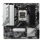 Gigabyte Gigabyte GIGABYTE B650M GAMING PLUS WIFI scheda madre AMD B650 Socket AM5 micro ATX (Gigabyte B650M GAMING PLUS WIFI [Rev.1.2] AMD AM5 Socket Motherboard, Micro-ATX, 4x DDR5 Slots, 2x M.2 Socket, Fitted I/O Shield, 2.5GbE LAN, Wi-Fi 6, 2x Display